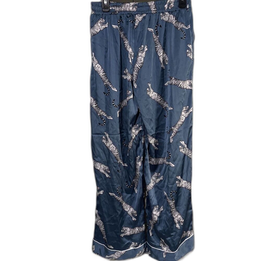 ❤️ Satin Pajama Pants Blue Animal print drawstring Available S/M and M/L NWT - Picture 2 of 5